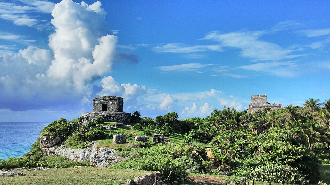 Riviera Maya, playa y mundo maya